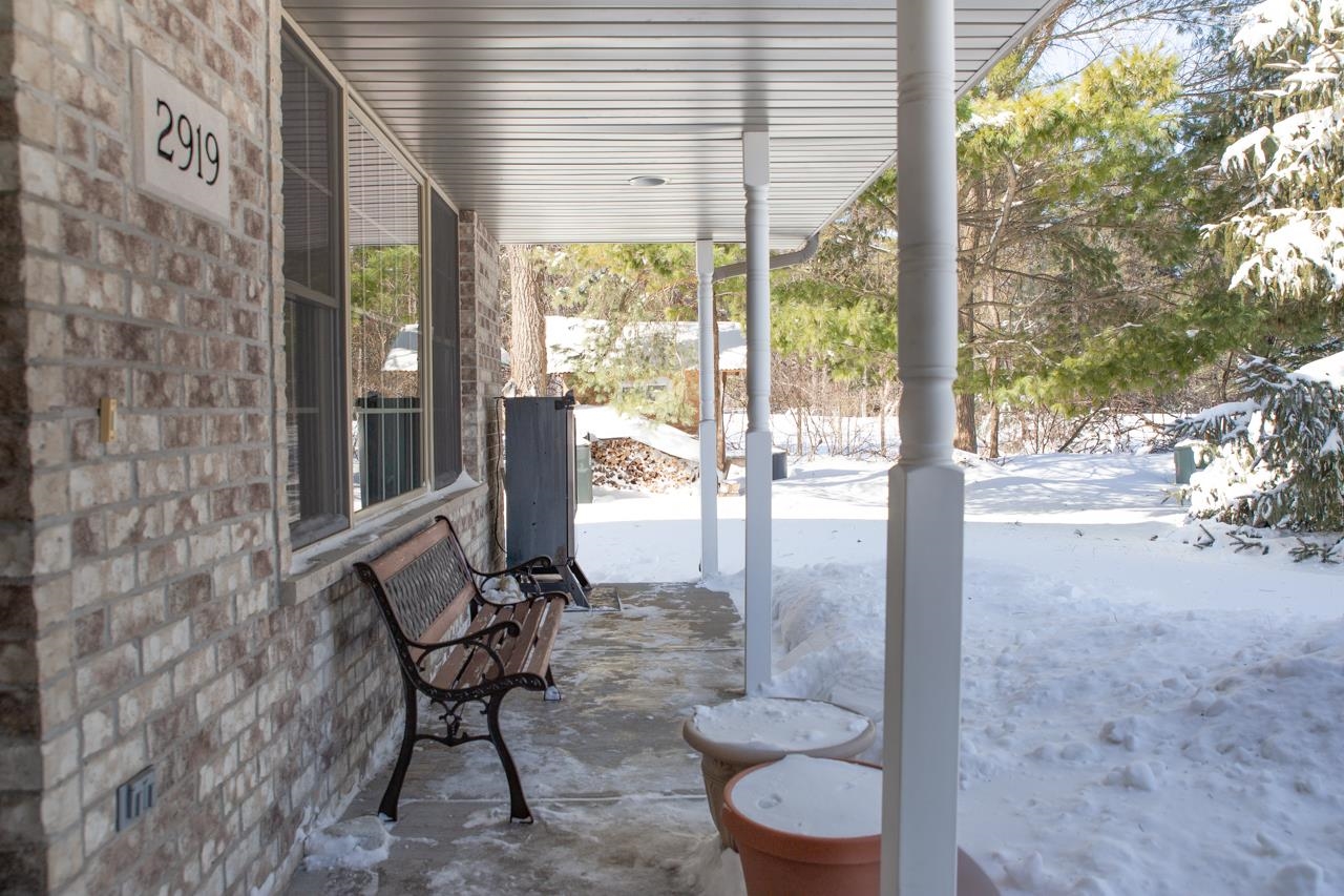 2919 Hornsby Way Green Bay, WI 54313 - Photo 6 of 26