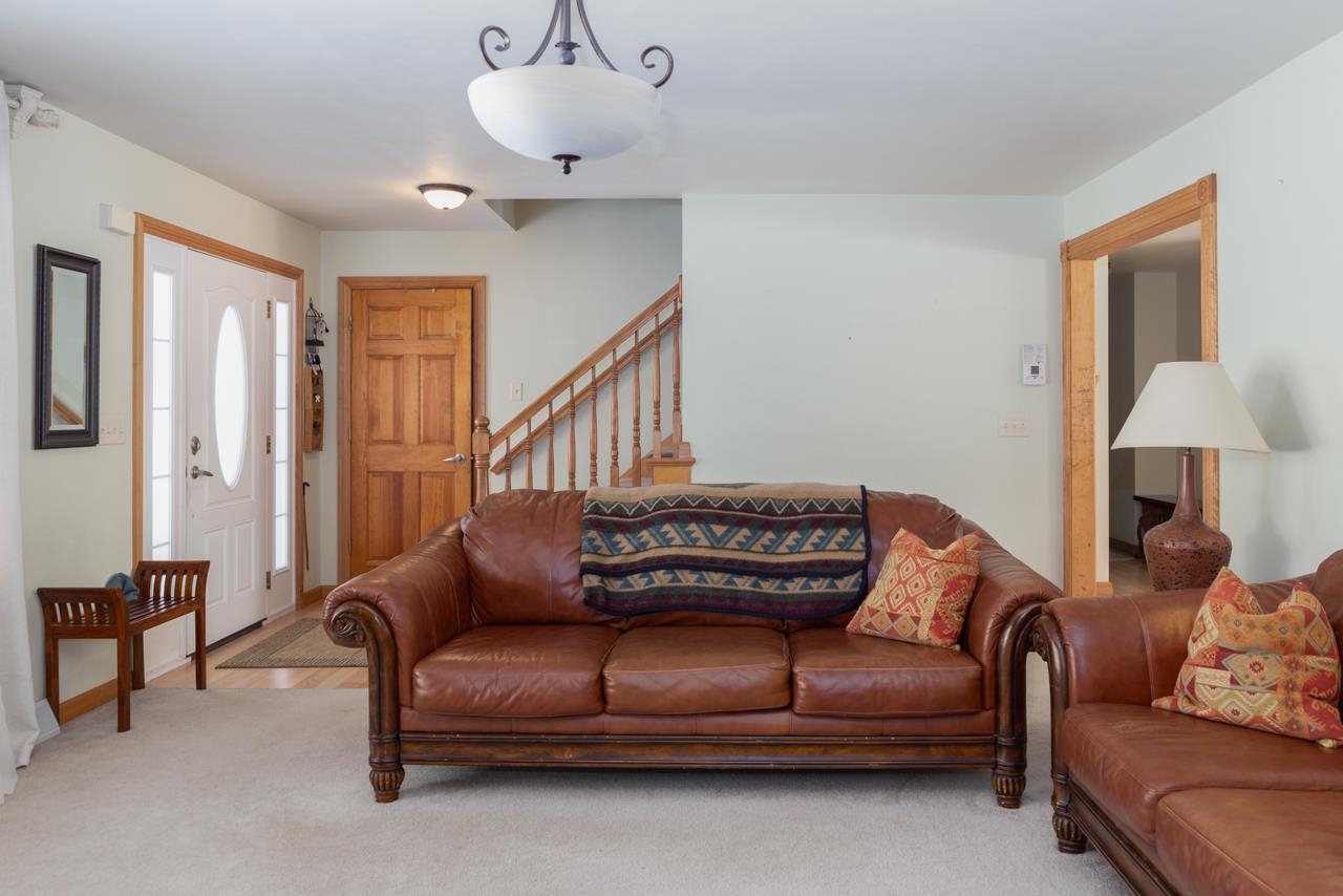 2919 Hornsby Way Green Bay, WI 54313 - Photo 10 of 26