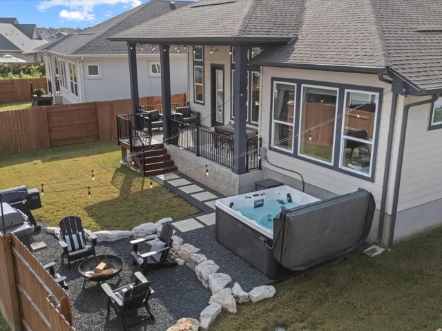 $600,000 | 9001 Centurion Path, Austin, TX 78744