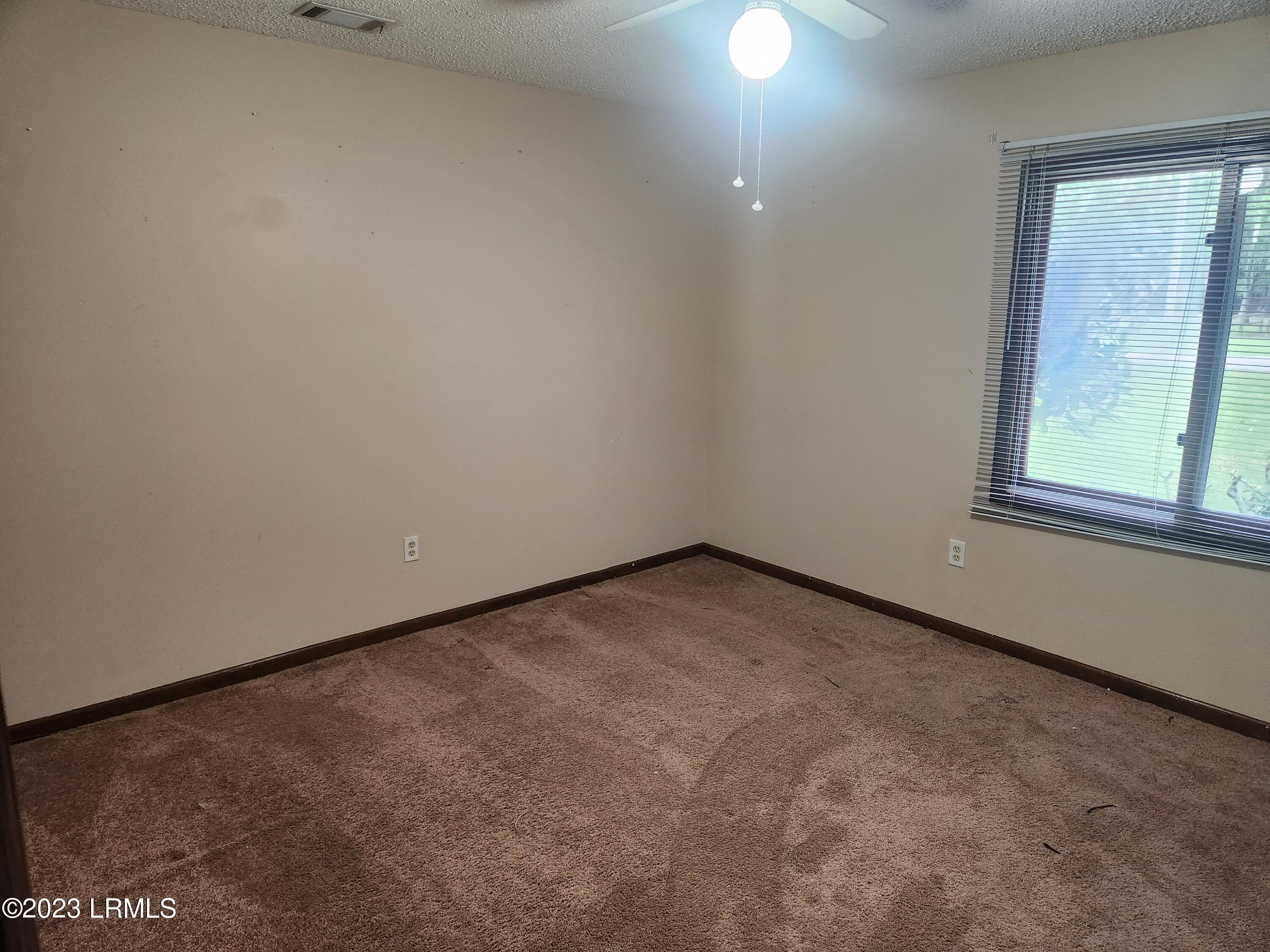 1408 Battery Creek Road Beaufort, SC 29902 - Photo 2 of 17 a