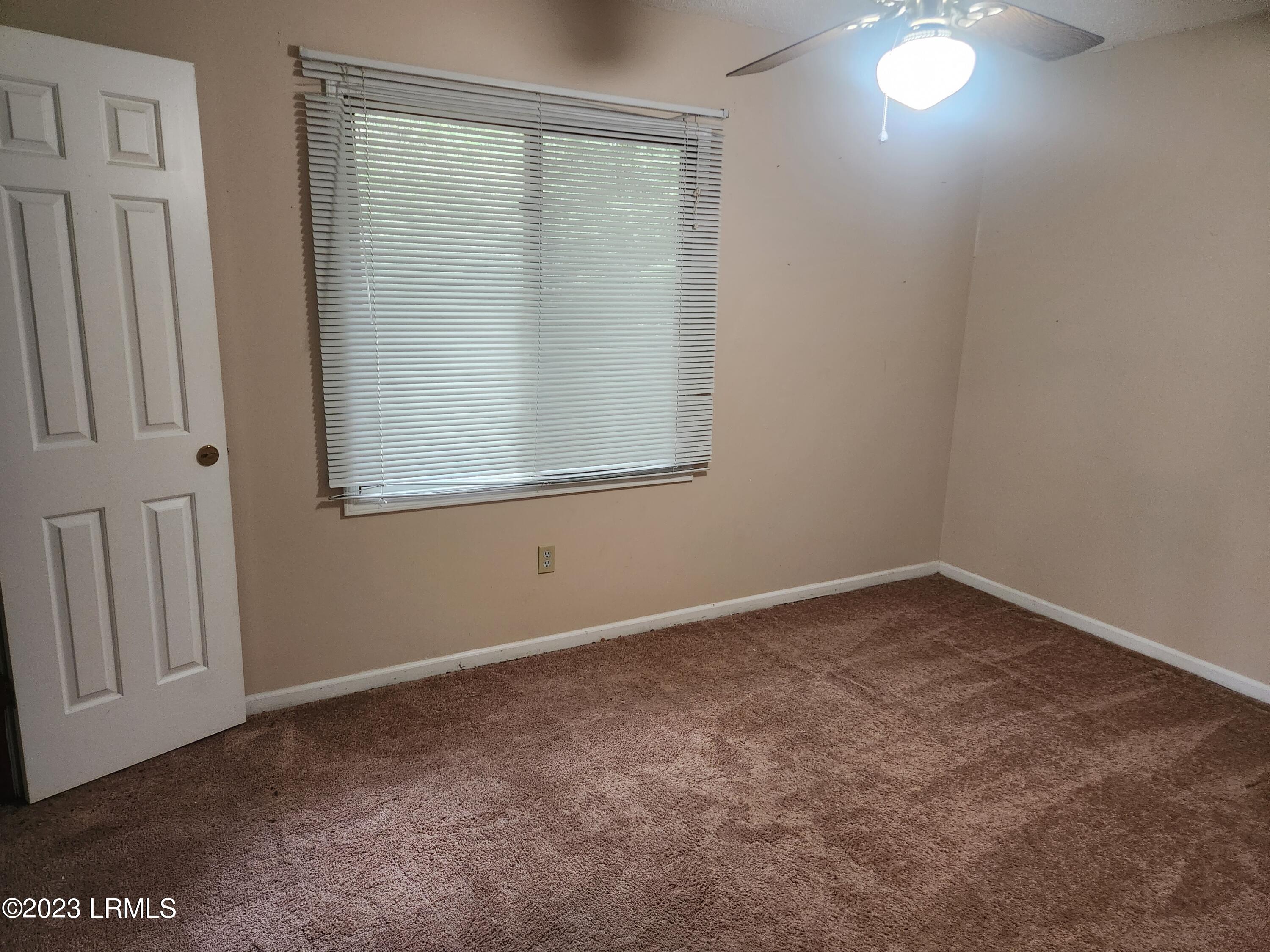 1408 Battery Creek Road Beaufort, SC 29902 - Photo 4 of 17 c