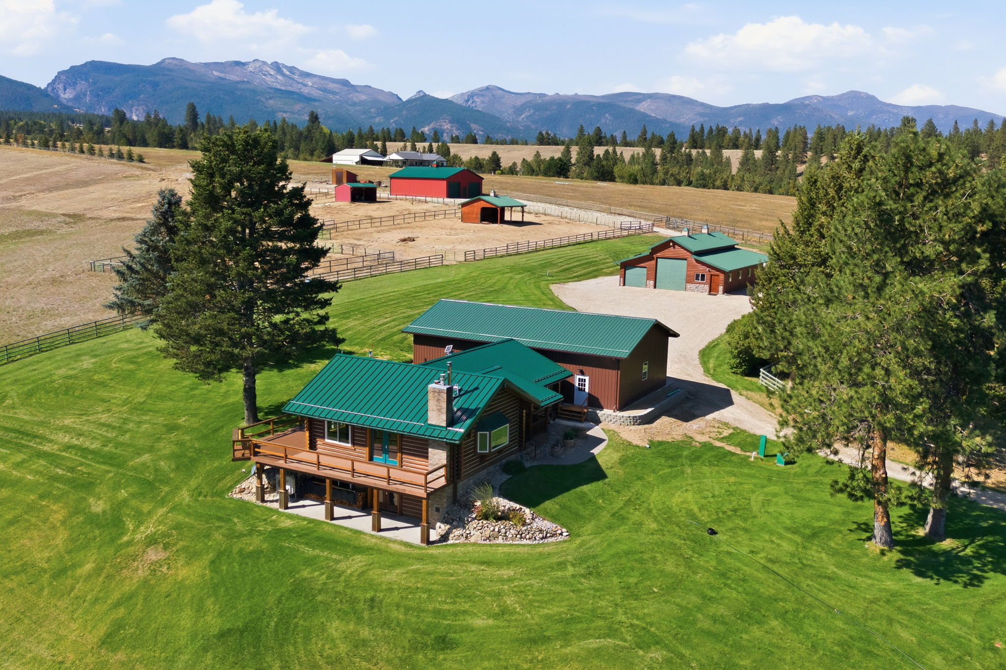 1335 Country Road Victor, MT 59875 - Photo 5 of 87 Gallery Image 5
