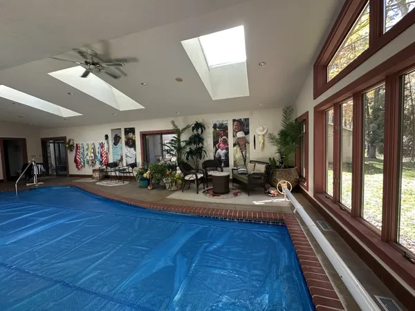 $799,900 | 450 Marnie Lane, Peshtigo, WI 54157