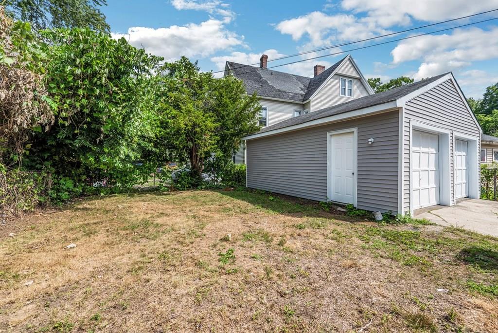 33 Berkeley Street Springfield, MA 01109 - Photo 8 of 38 Gallery Image 8