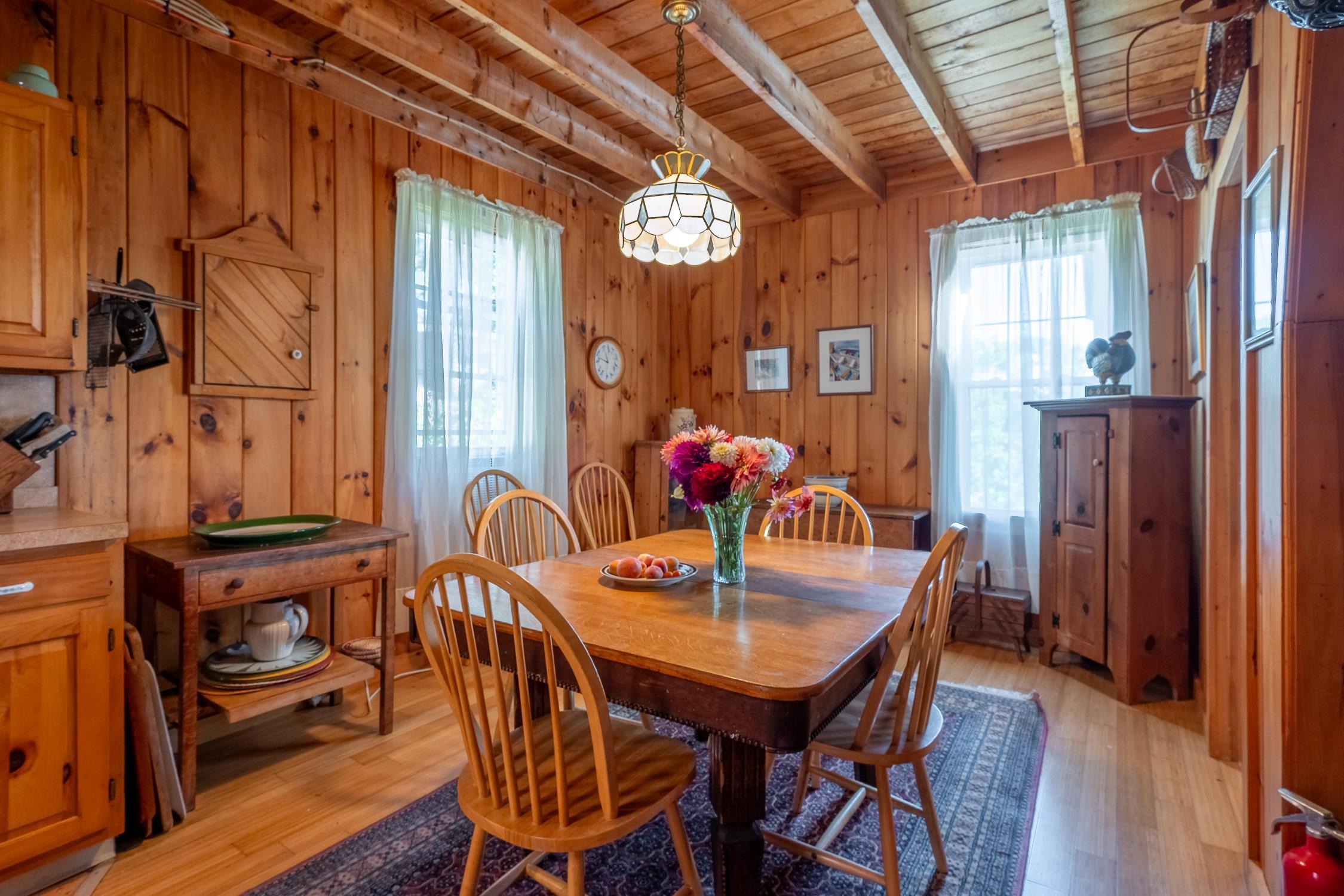 11 Weeks Road Boothbay Harbor, ME 04538 - Photo 16 of 48 dining room