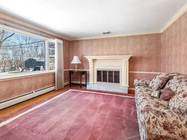$499,900 | 4 Athens Street, Auburn, MA 01501