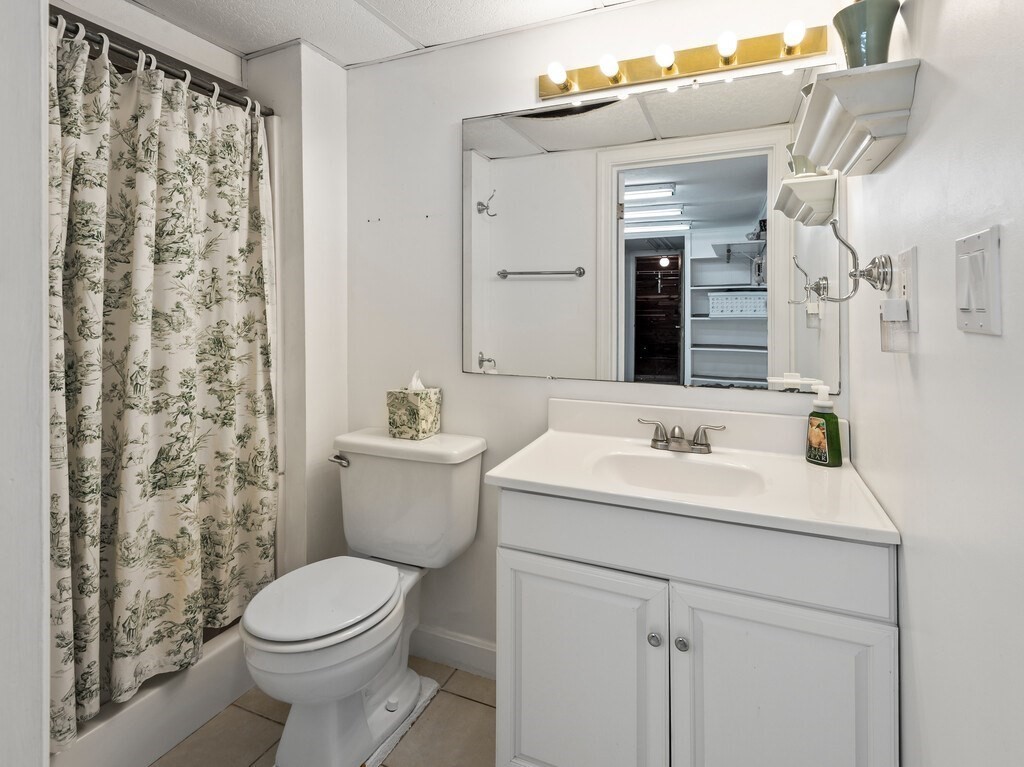 4 Athens Street Auburn, MA 01501 - Photo 28 of 42