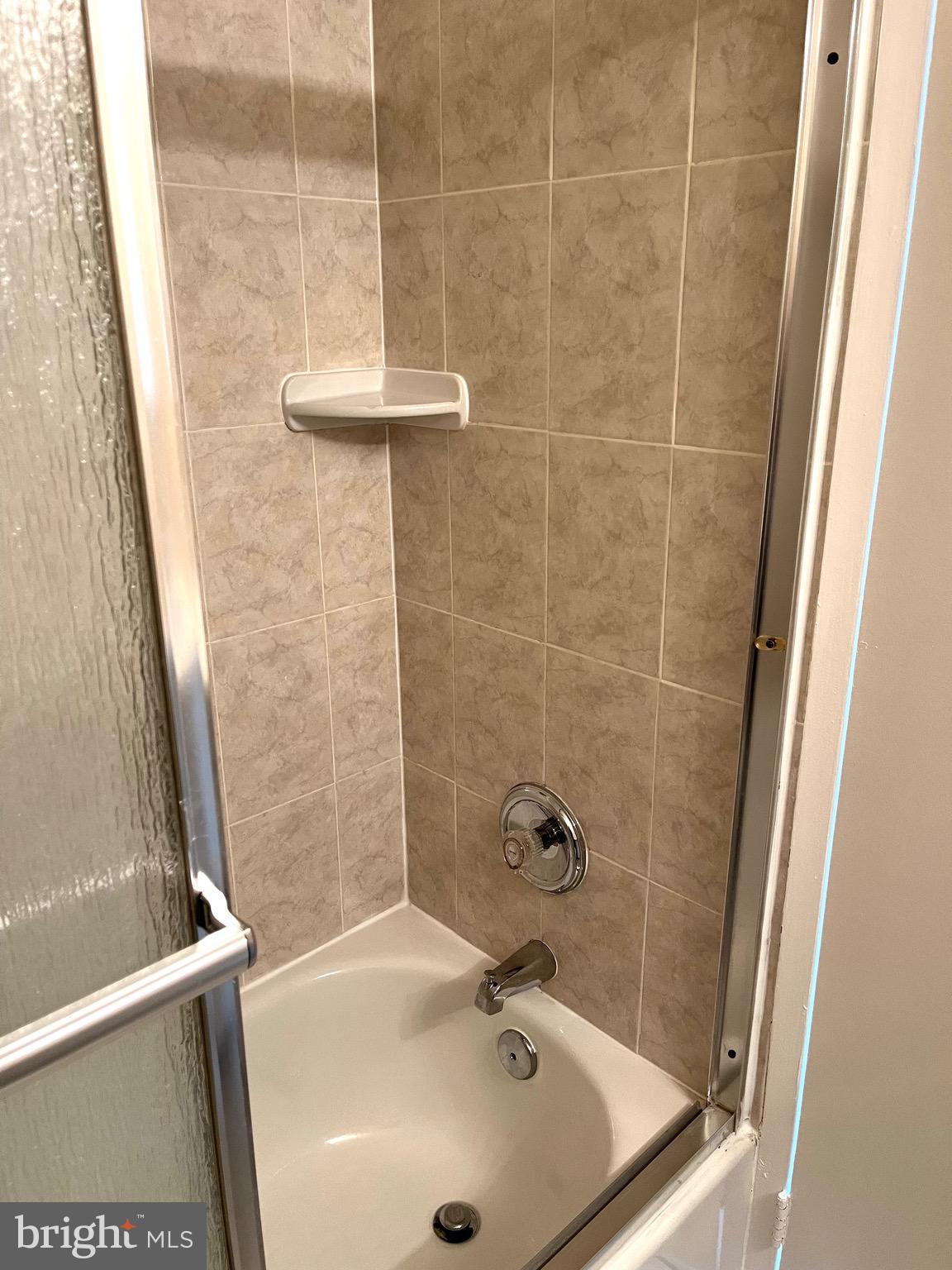 17804 Buehler Road, Unit 3B2 Olney, MD 20832 - Photo 17 of 18 Bathroom