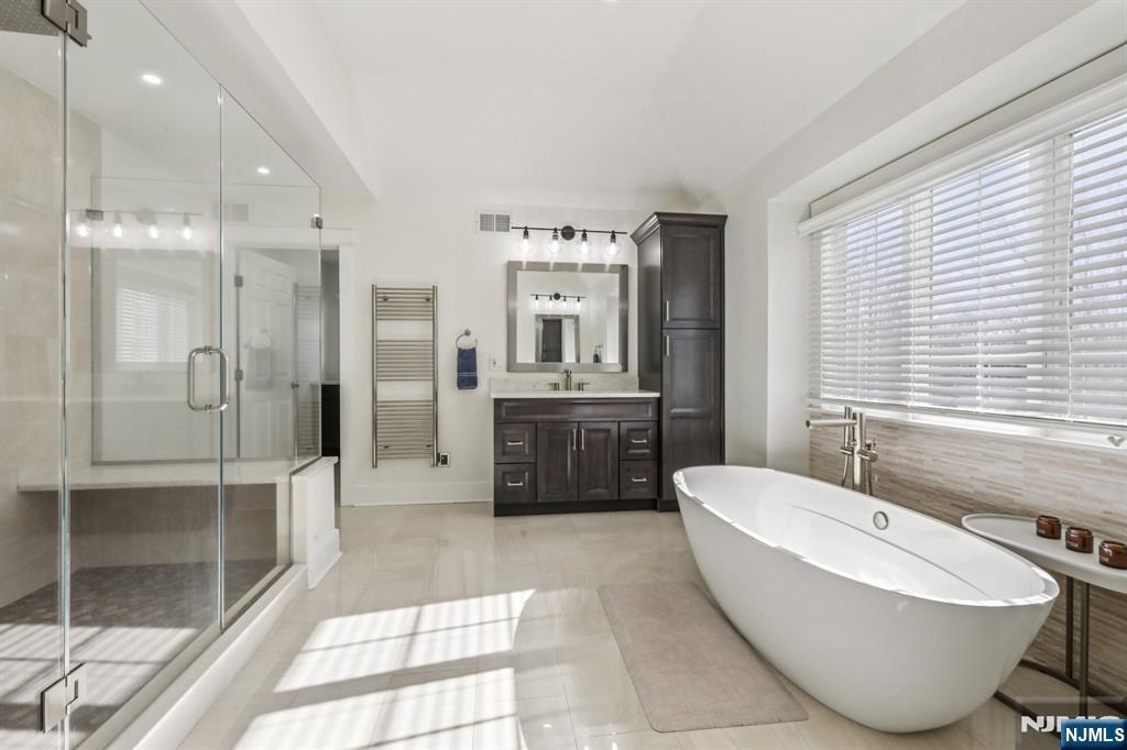 12 Cowie Road Chester, NJ 07930 - Photo 29 of 50