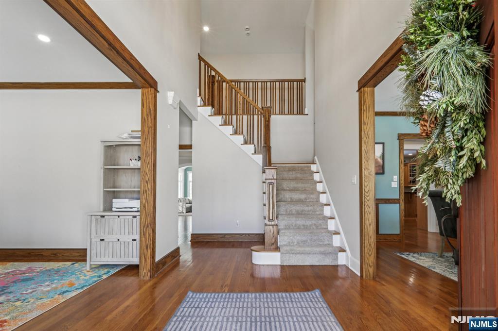 12 Cowie Road Chester, NJ 07930 - Photo 3 of 50