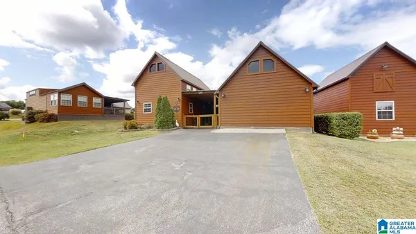 $575,900 | 140 County Road 2031, Crane Hill, AL 35053