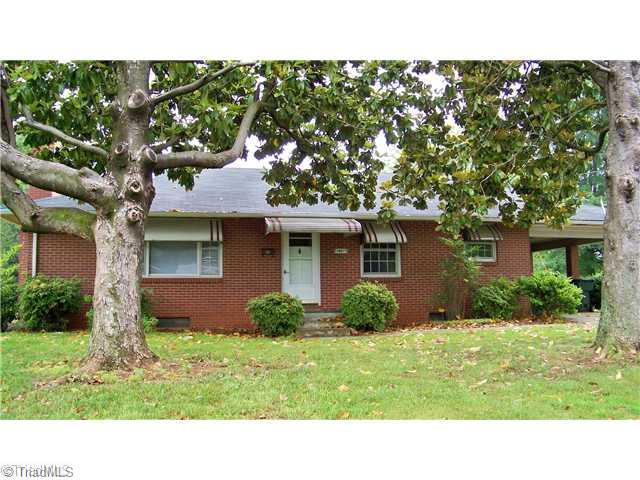 1407 Capri Road Southwest Winston-Salem, NC 27103 - Photo 1 of 7 Exterior Front.
