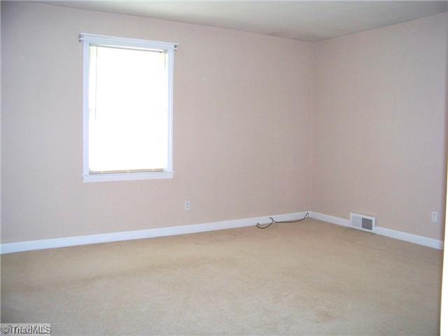 1407 Capri Road Southwest Winston-Salem, NC 27103 - Photo 4 of 7 Master Bedroom.