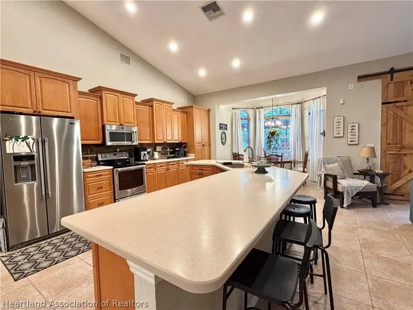 $2,600 | 5615 County Road 621, Lorida, FL 33857