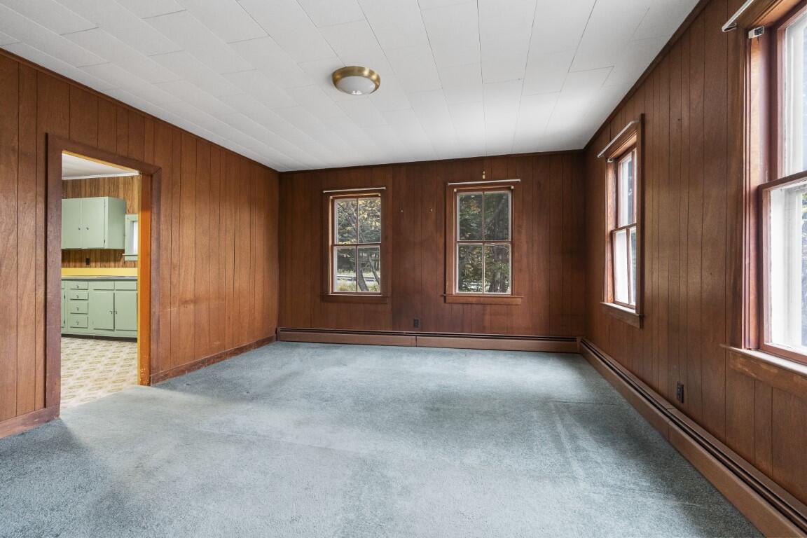 39 Montgomery Road Boothbay Harbor, ME 04538 - Photo 7 of 32 8