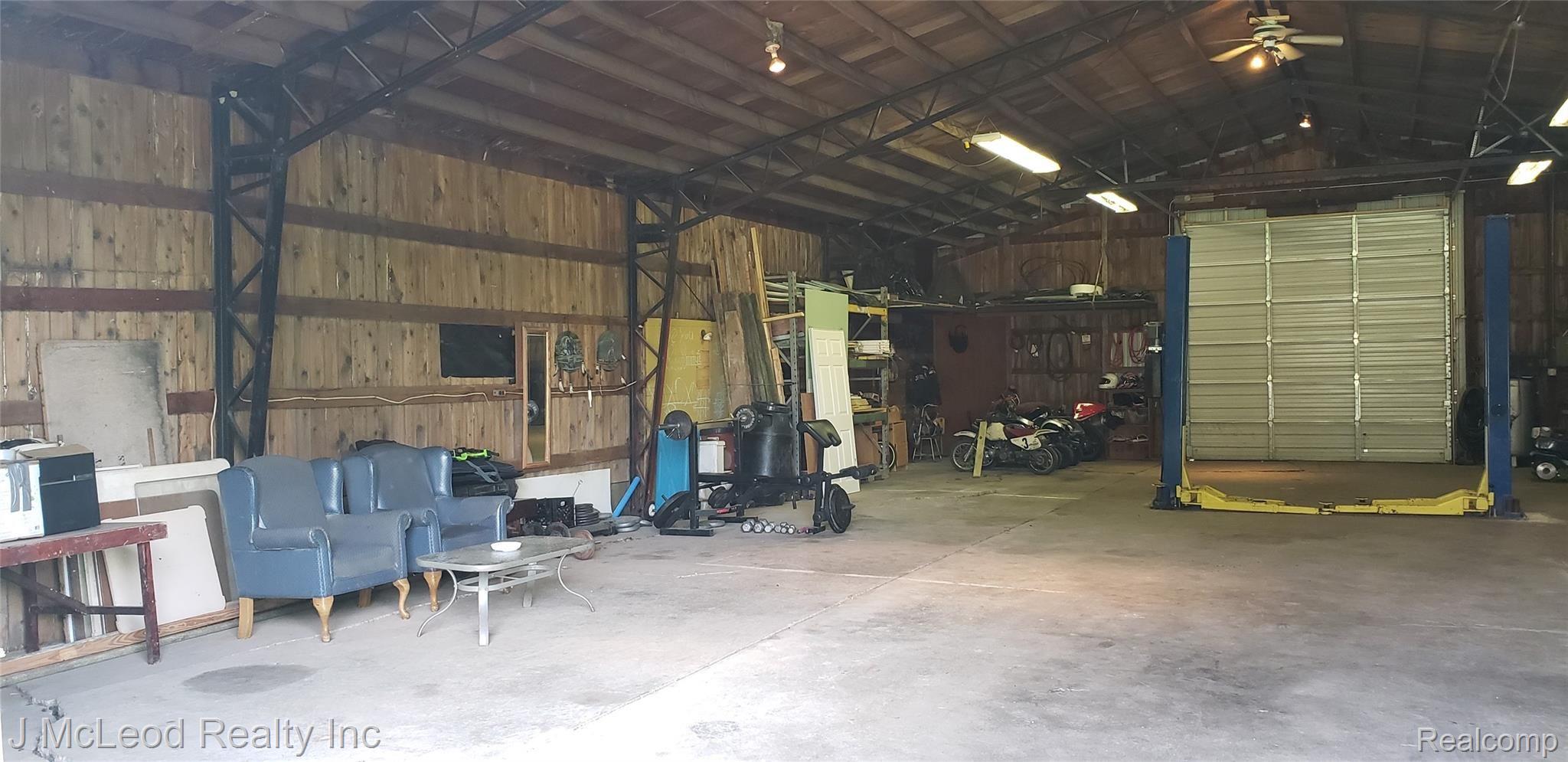 2460 Barnes Road Millington, MI 48746 - Photo 34 of 37 20190730_160640.jpg