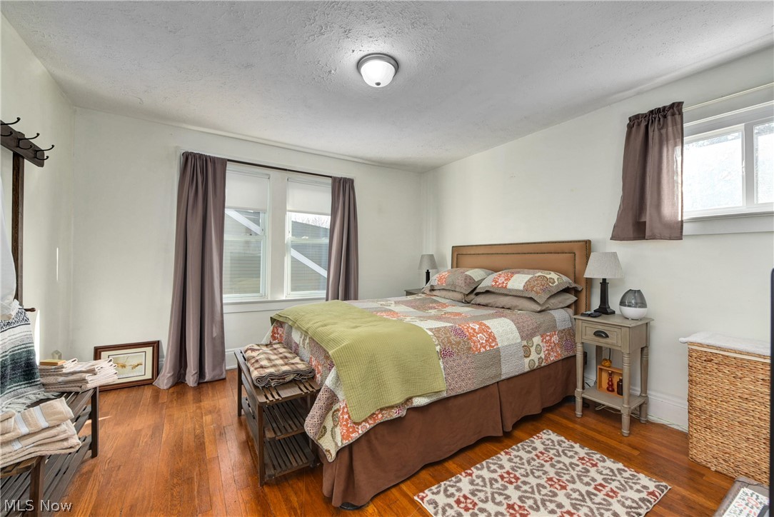 4482 Laurel Road Cleveland, OH 44121 - Photo 17 of 28