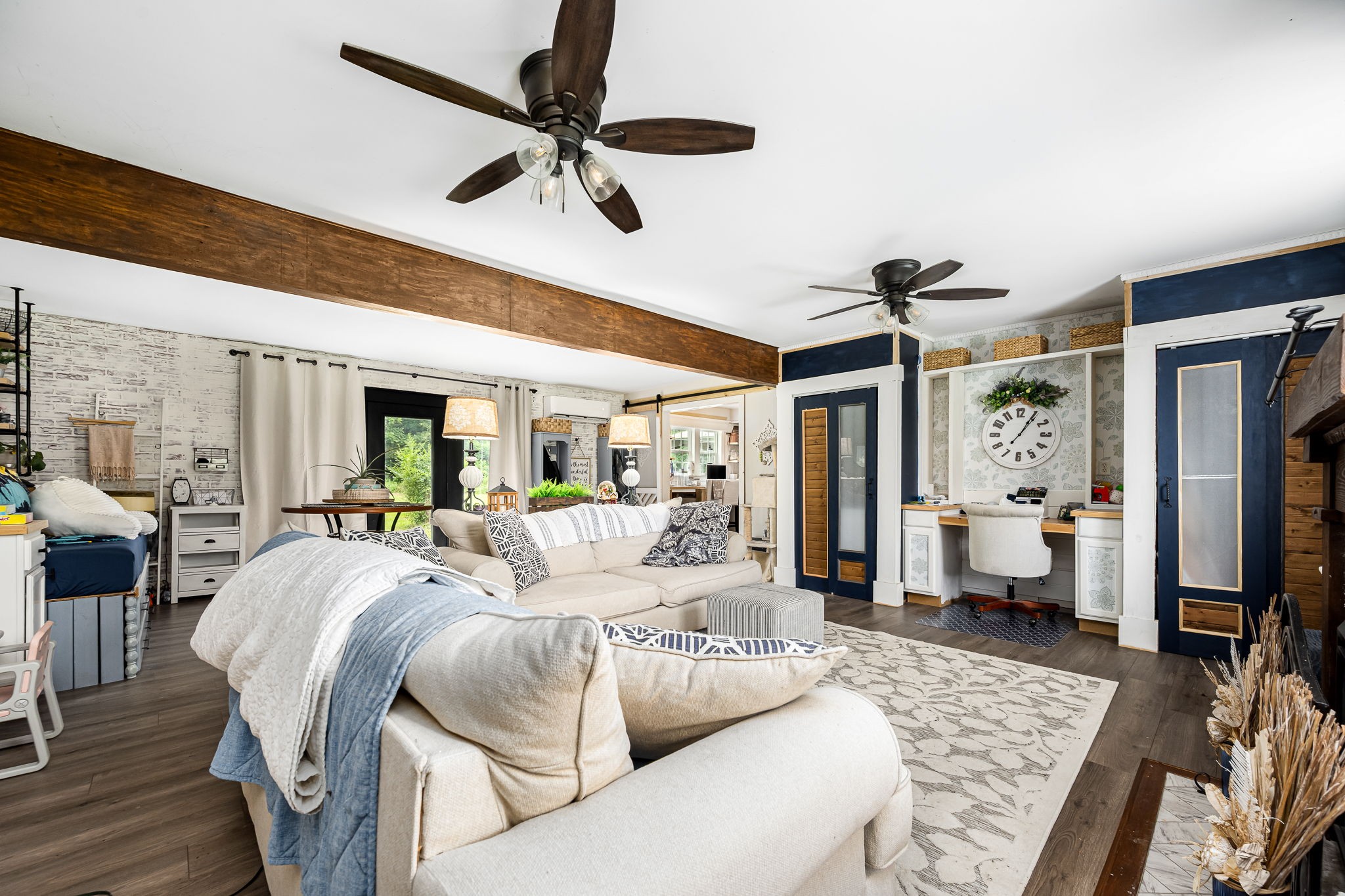 4842 Lunns Store Road Chapel Hill, TN 37034 - Photo 33 of 52 a large bedroom with furniture and a large window