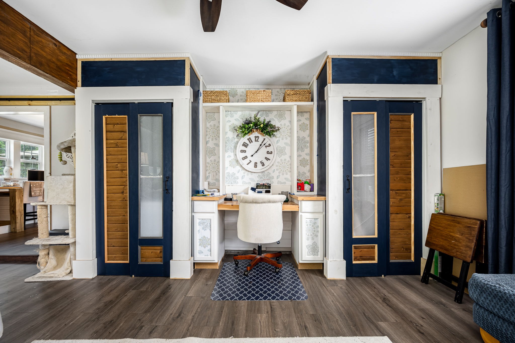 4842 Lunns Store Road Chapel Hill, TN 37034 - Photo 35 of 52 a living room with furniture and a wooden floor