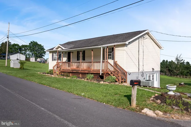 $295,000 | 1100 Loop Road, Gerrardstown, WV 25420