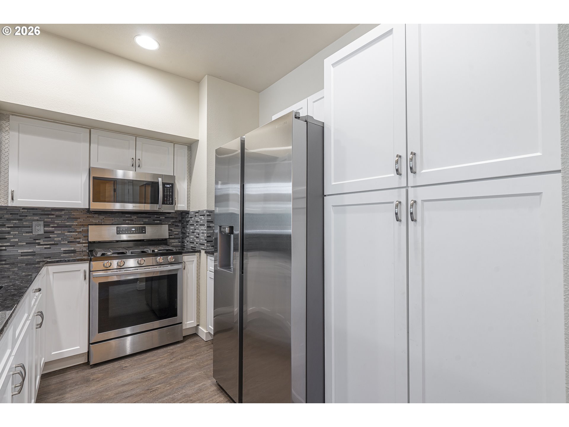 12312 Southwest Meader Way Beaverton, OR 97008 - Photo 11 of 26