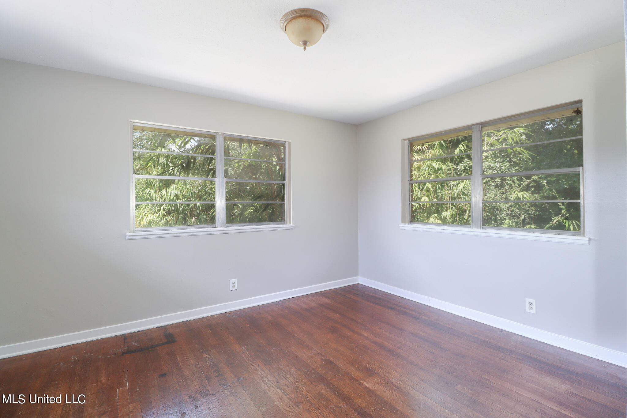 2460 Carter Road Biloxi, MS 39531 - Photo 16 of 20 2460 Carter-54026