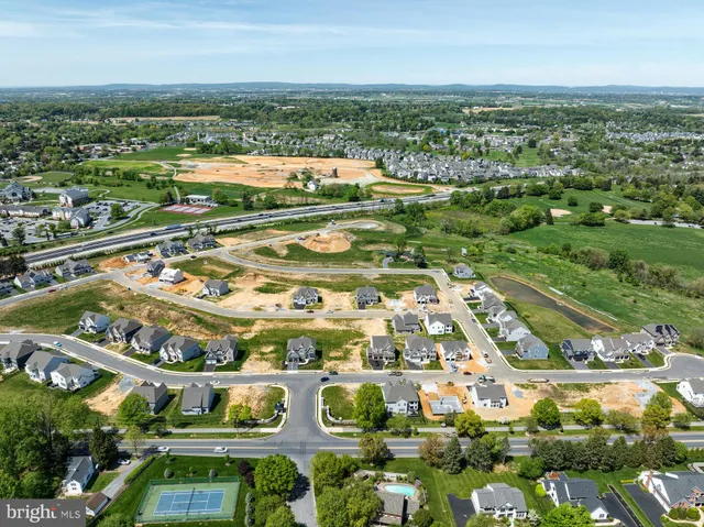 $479,400 | 200 Hershey Lane, Unit CEDARBROOK, Lancaster, PA 17601