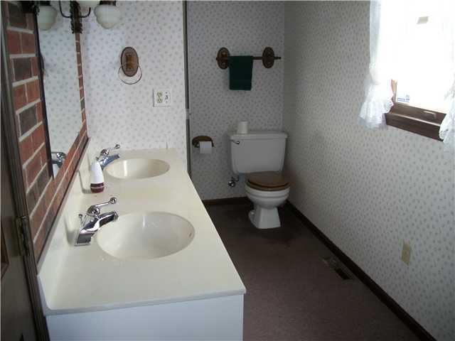 23887 Ringgold Southern Road Circleville, OH 43113 - Photo 7 of 16 Gallery Image 7