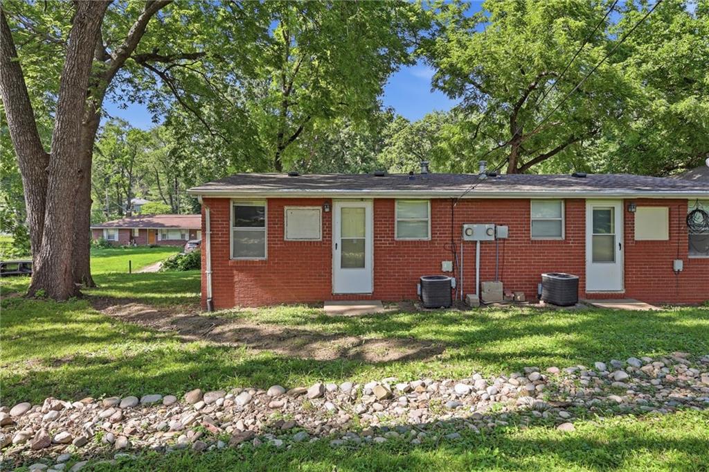 10819 Westport Road Independence, MO 64052 - Photo 24 of 25