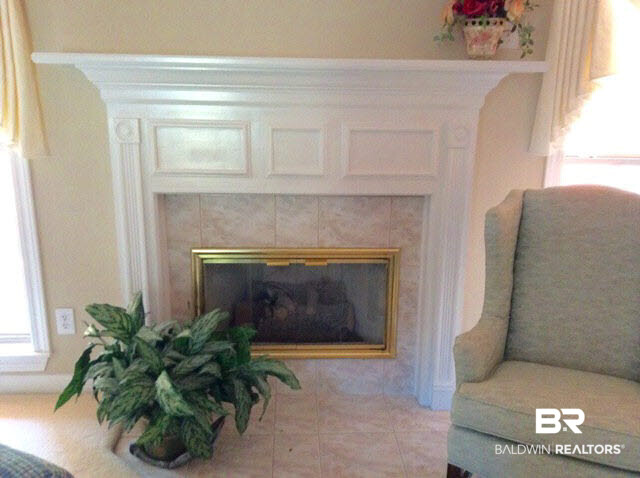108 Mockingbird Lane Fairhope, AL 36532 - Photo 6 of 28 Gas Fireplace