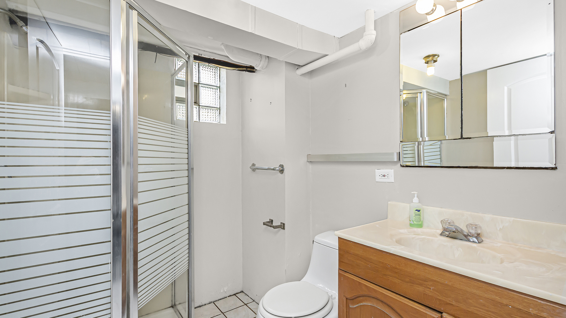 2322 South 7th Avenue North Riverside, IL 60546 - Photo 17 of 21 a bathroom with a sink toilet and shower