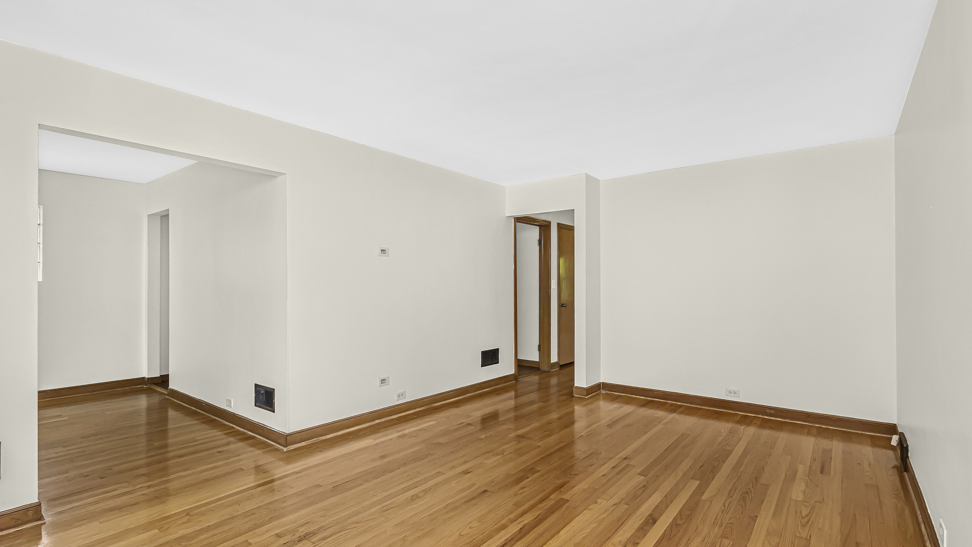 2322 South 7th Avenue North Riverside, IL 60546 - Photo 6 of 21 a view of an empty room with wooden floor