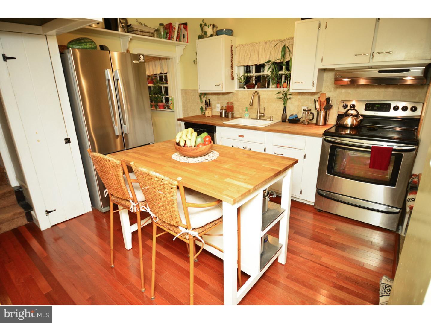 415 Ashbourne Road Cheltenham, PA 19012 - Photo 3 of 16 Kitchen