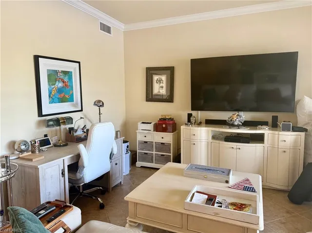 $8,000 | 9723 Acqua Court, Unit 323, Naples, FL 34113