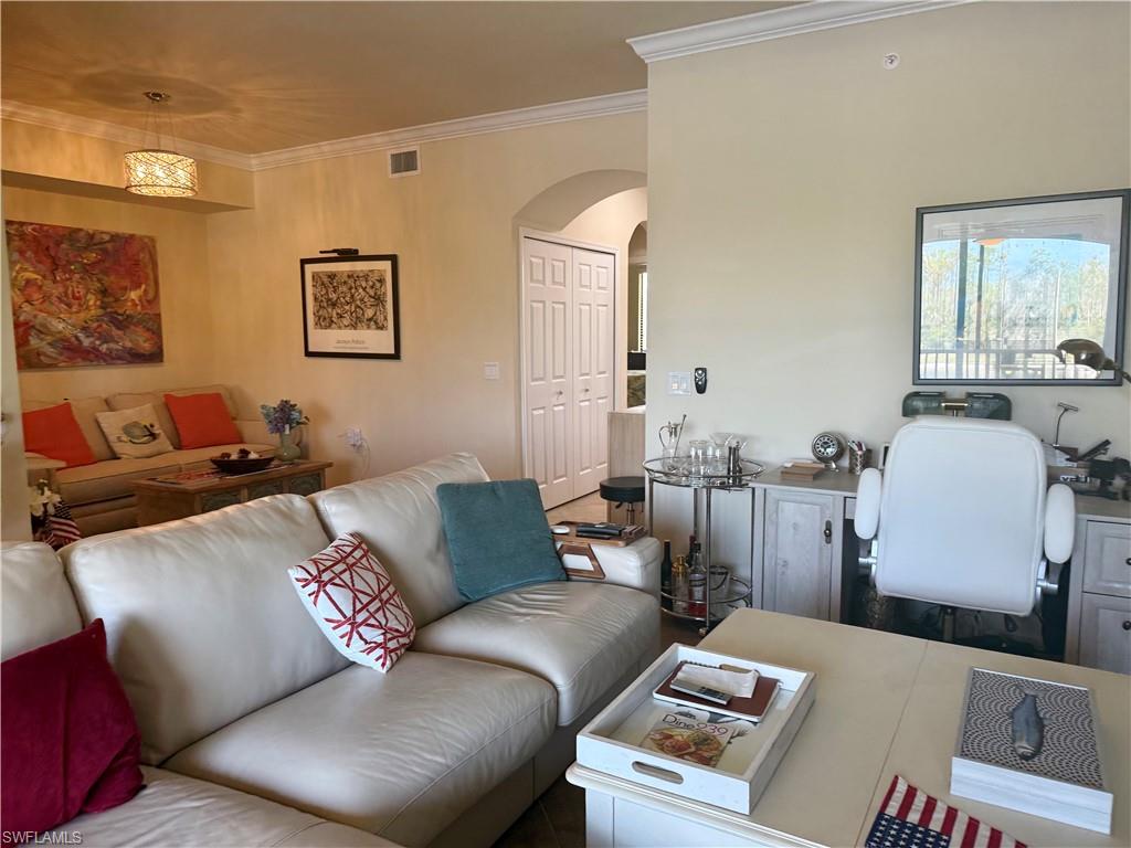 9723 Acqua Court, Unit 323 Naples, FL 34113 - Photo 15 of 28