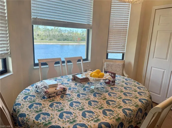 $8,000 | 9723 Acqua Court, Unit 323, Naples, FL 34113