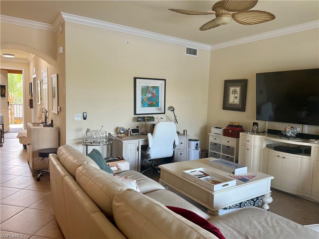 9723 Acqua Court, Unit 323 Naples, FL 34113 - Photo 9 of 28