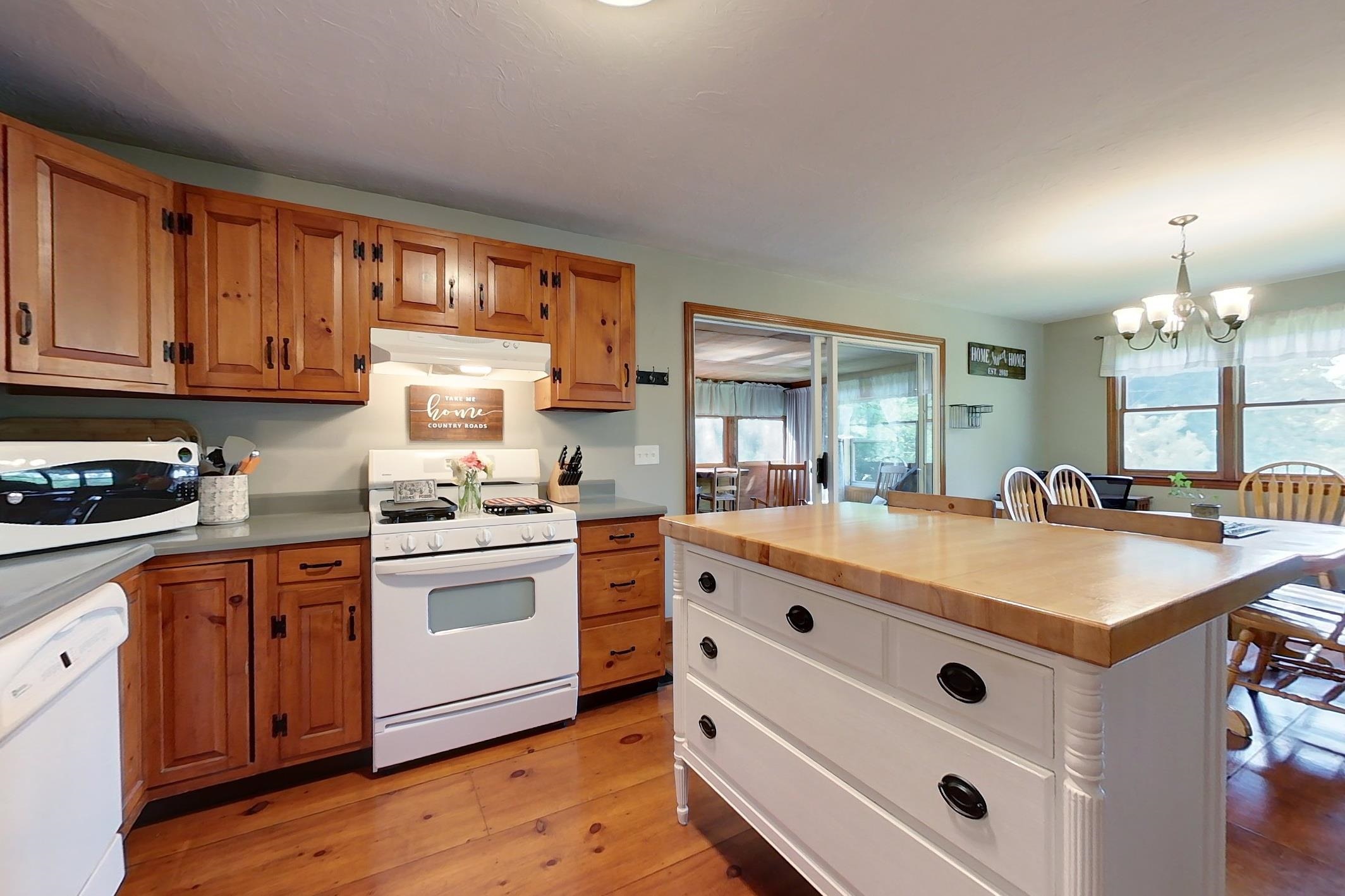 277 Ashby Road New Ipswich, NH 03071 - Photo 8 of 31