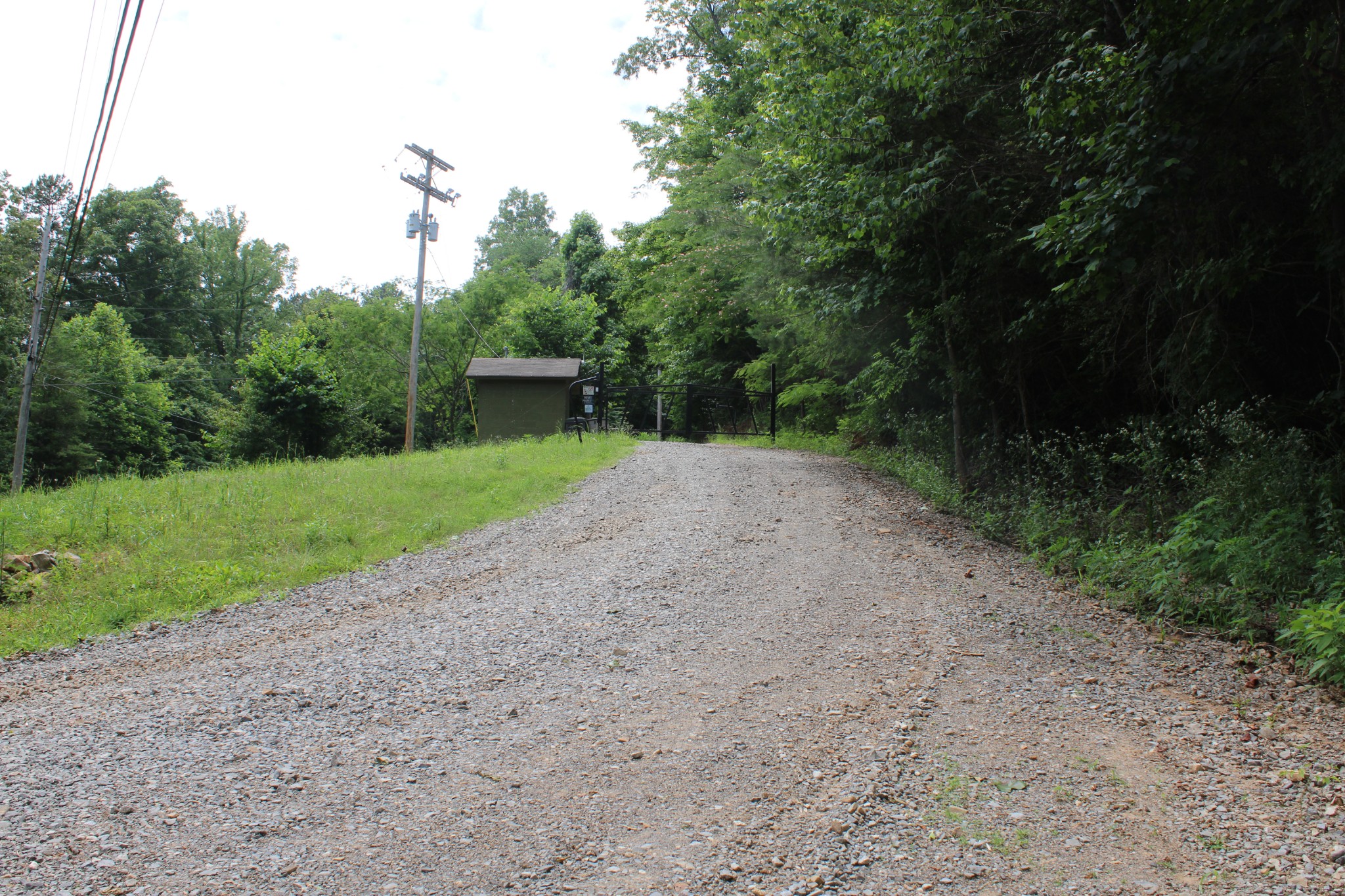 83 Dancing Fern Road Sequatchie, TN 37374 - Photo 4 of 21 a view of a out door space
