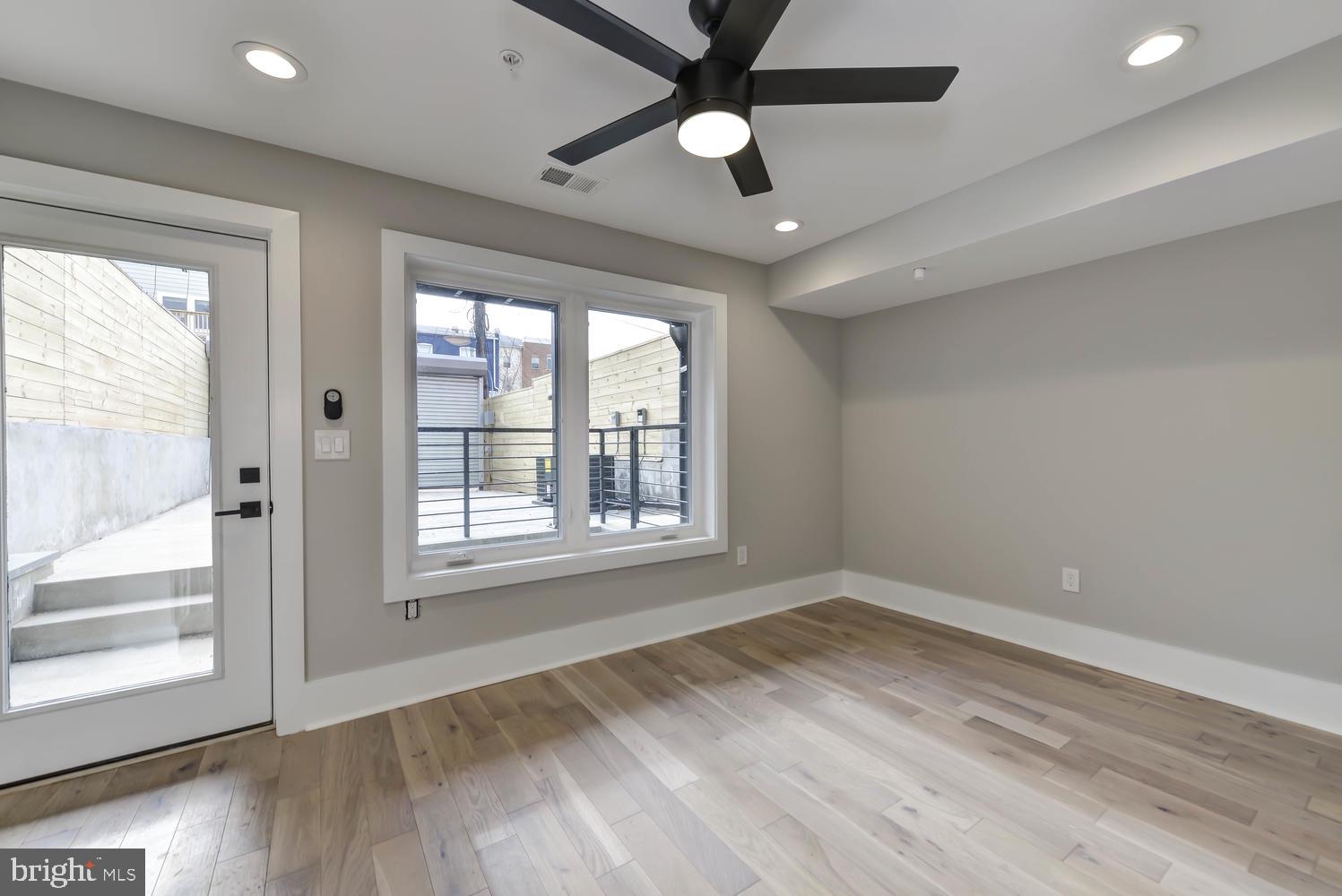 113 U Street Northeast, Unit A Washington, DC 20002 - Photo 23 of 32 Second Owner's Suite