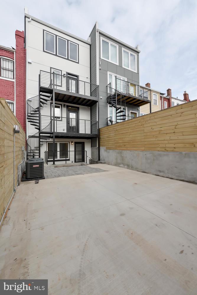 113 U Street Northeast, Unit A Washington, DC 20002 - Photo 28 of 32 Back of house