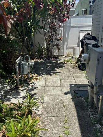 $49,000 | 109 Northwest 50th Street, Deerfield Beach, FL 33064