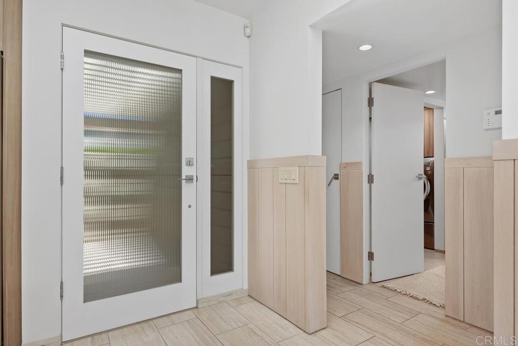 1856 Parliament Road Encinitas, CA 92024 - Photo 10 of 42 a bathroom with a glass shower door