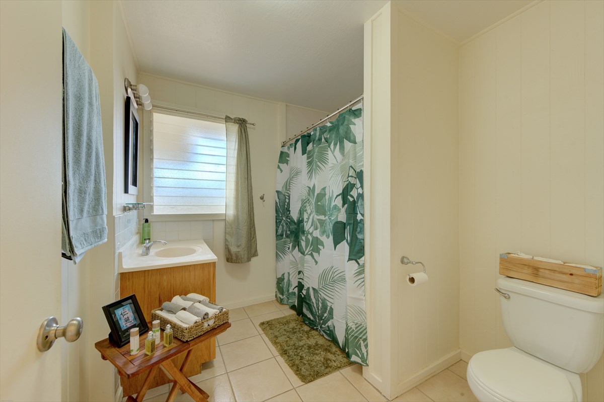 4527 Akekeke Road, Unit B Kekaha, HI 96752 - Photo 8 of 14 Gallery Image 8
