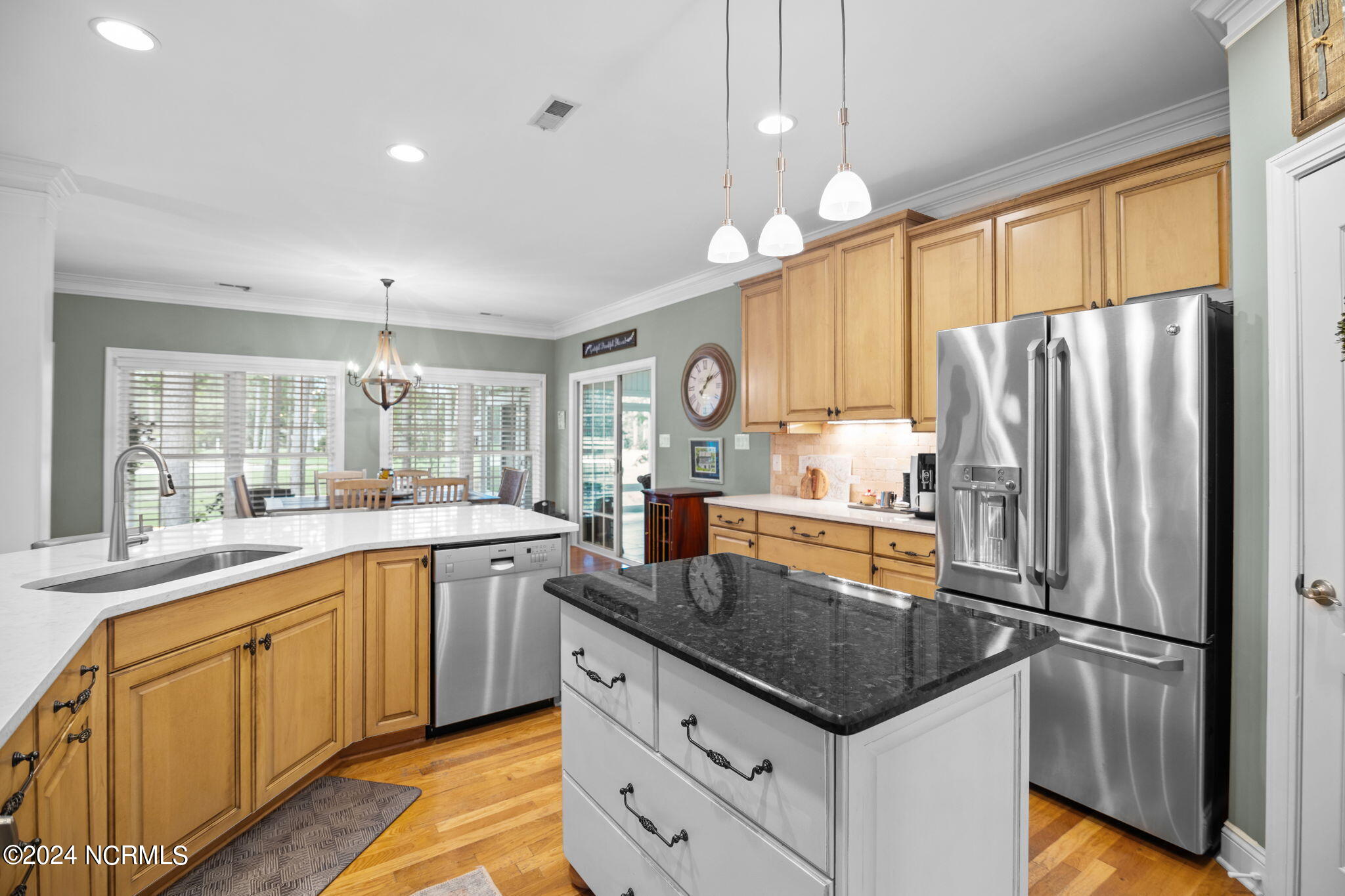 301 Neuse Drive Chocowinity, NC 27817 - Photo 23 of 58 108-web-or-mls-BLS_0096 (2)