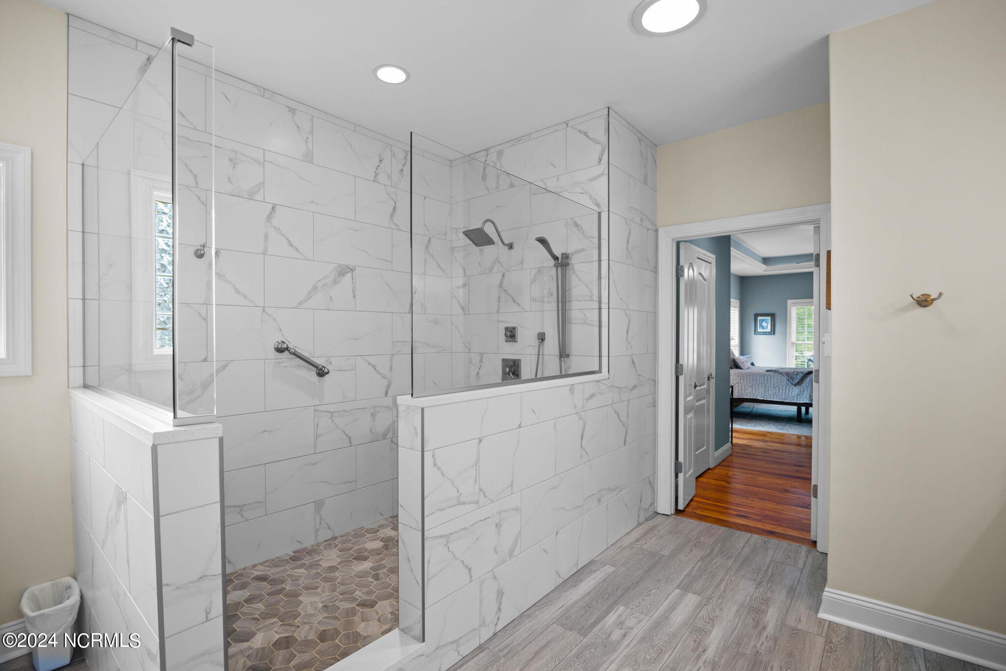 301 Neuse Drive Chocowinity, NC 27817 - Photo 28 of 58 82-web-or-mls-BLS_0078 (2)