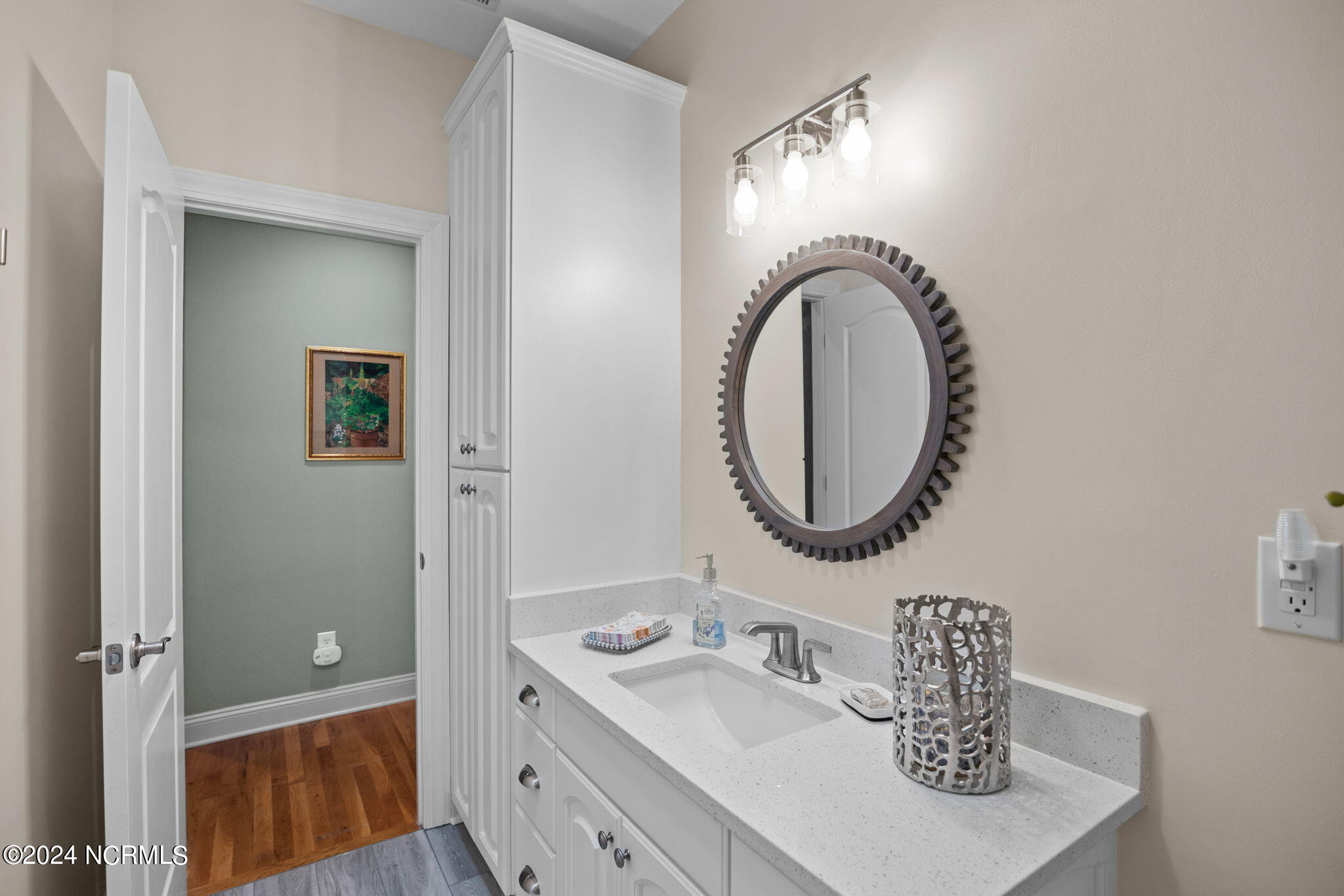 301 Neuse Drive Chocowinity, NC 27817 - Photo 30 of 58 90-web-or-mls-BLS_0027 (2)