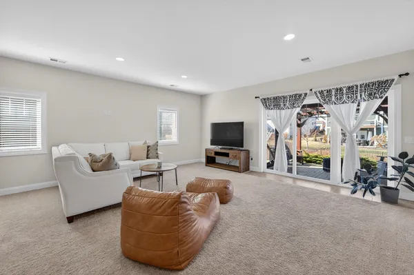 $749,000 | 2410 Genevieve Way, Waunakee, WI 53597