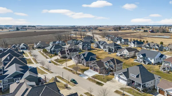 $749,000 | 2410 Genevieve Way, Waunakee, WI 53597