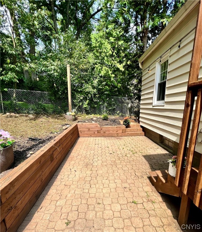 142 Hopper Road Syracuse, NY 13207 - Photo 27 of 39